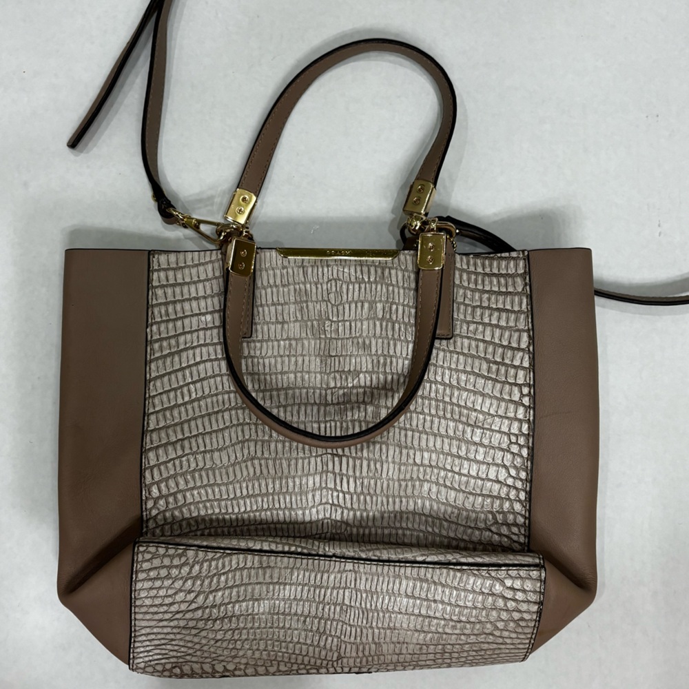 COACH XBody.Textured,embossed leather.Interior leather cracking.Pinkish Gray/Tan
